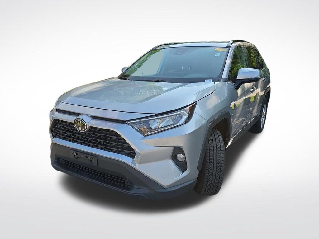 Used 2021 Toyota RAV4 XLE AWD/4WD image 14