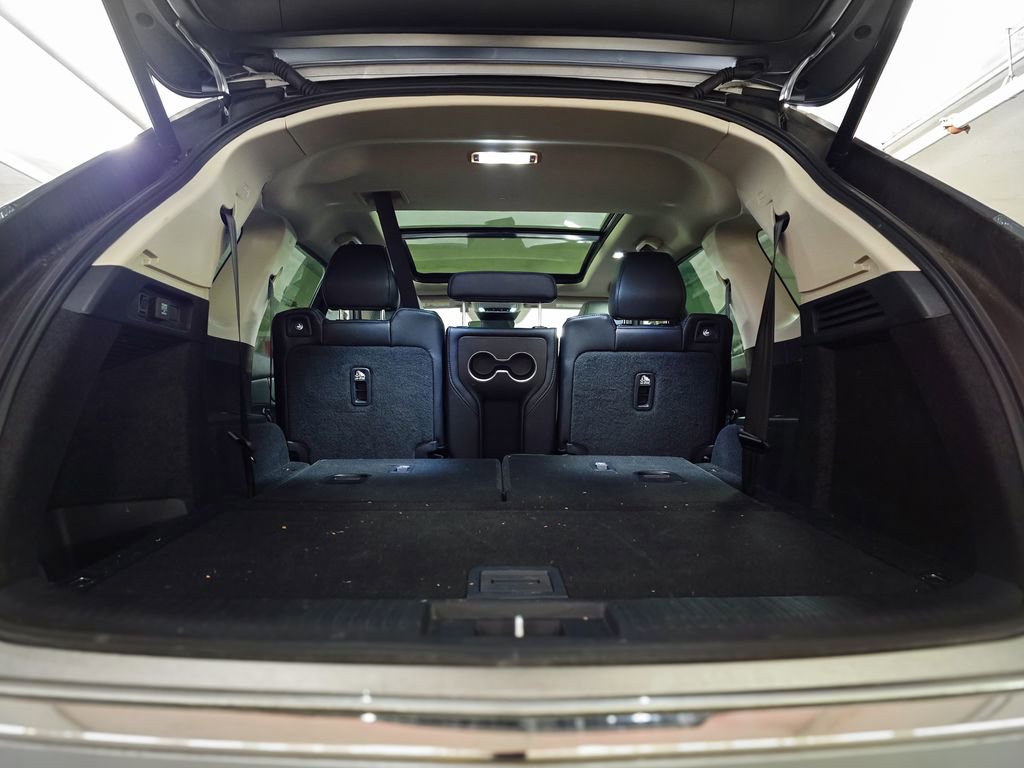 Used 2025 Acura MDX SH-AWD image 9