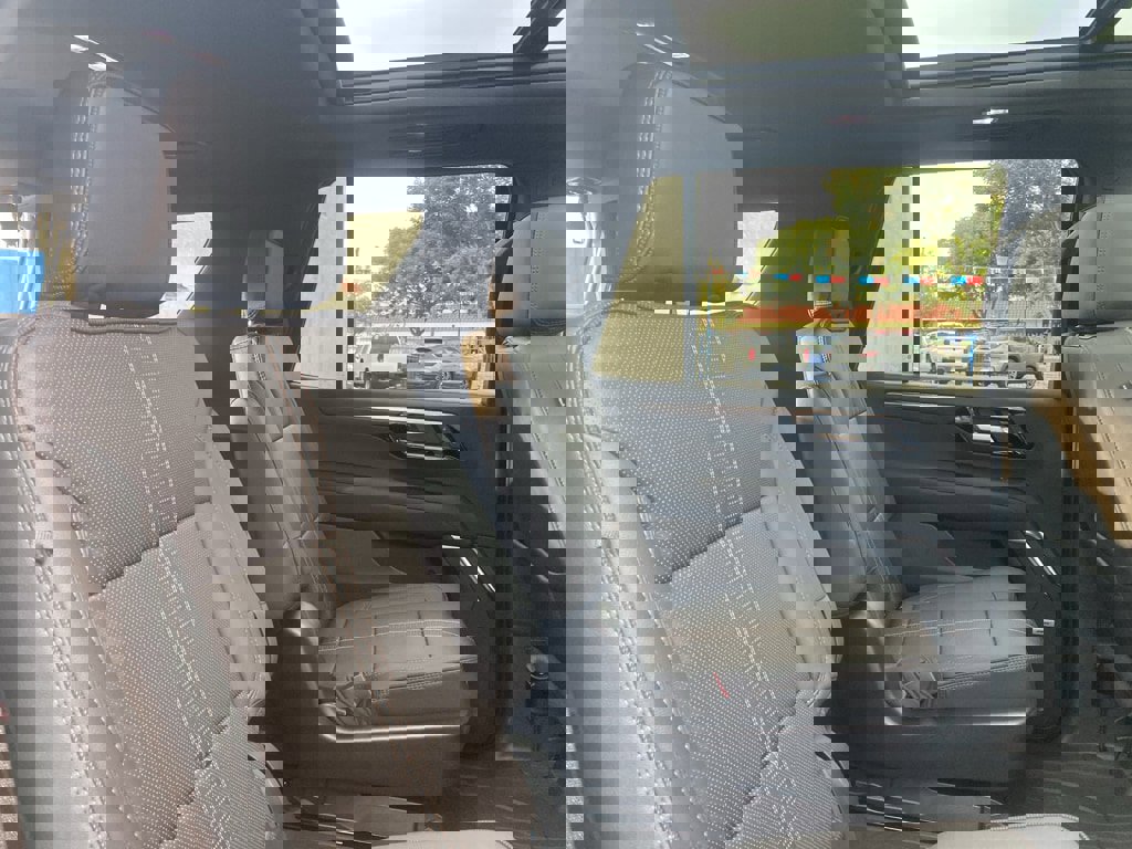 New 2026 Chevrolet Tahoe High Country w/ Sun And Tow Package image 21