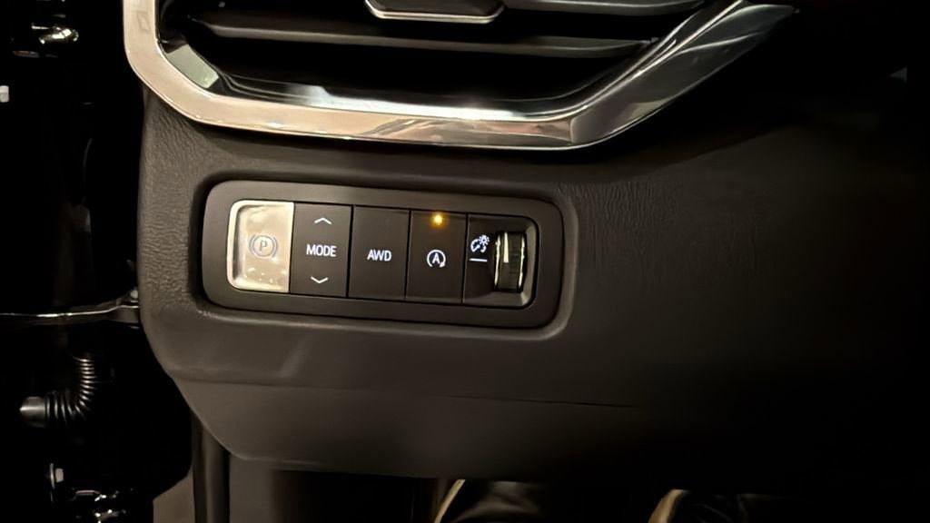 New 2026 GMC Acadia Denali Ultimate w/ LPO, Floor Liner Package AWD/4WD image 35