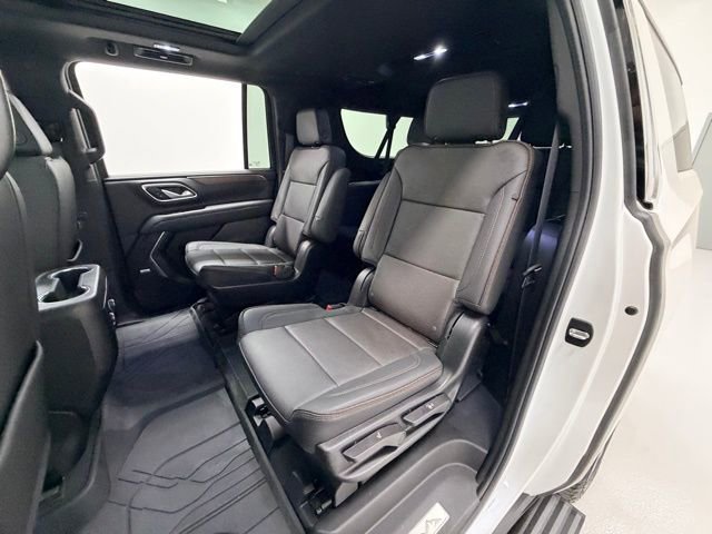 Certified 2024 Chevrolet Suburban High Country w/ Premium Package 2 AWD/4WD image 28