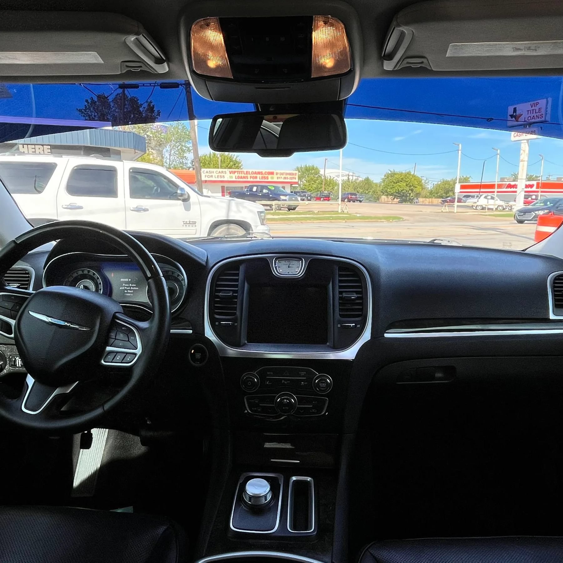 Used 2019 Chrysler 300 Limited w/ Safetytec Plus Group RWD image 9