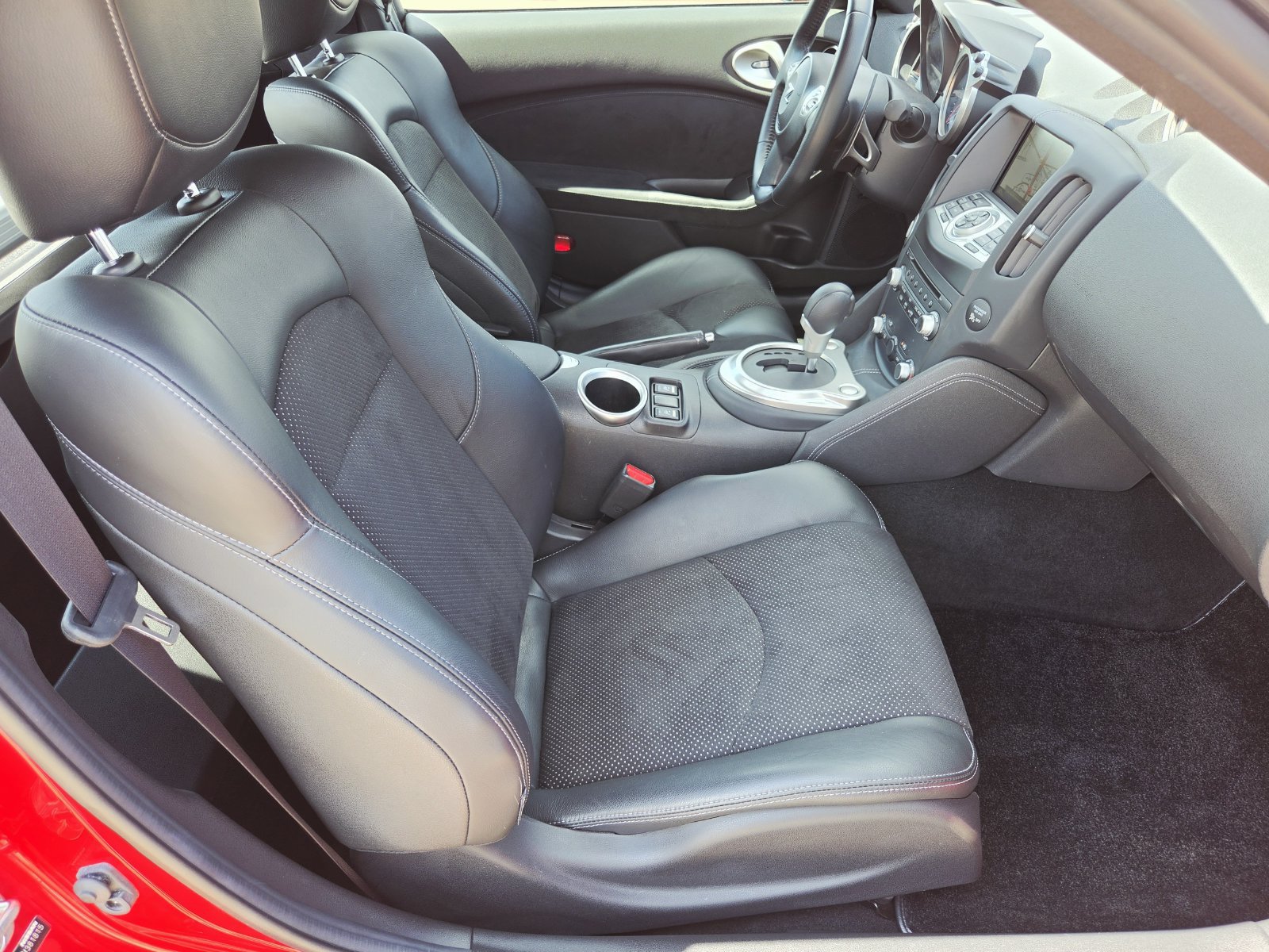 Used 2013 Nissan 370Z Touring w/ Sport Pkg RWD image 16
