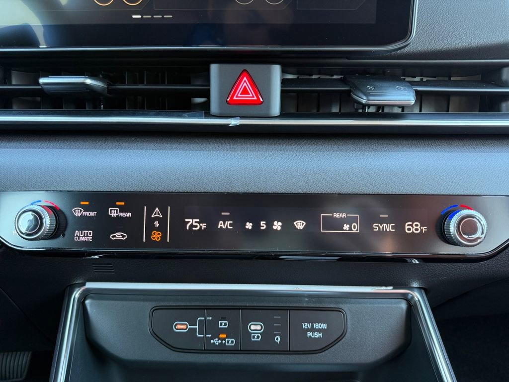 New 2026 Kia Carnival EX image 29