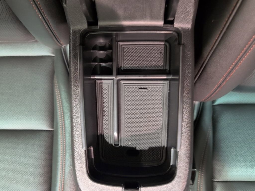 Used 2025 Chevrolet Trax RS w/ Driver Confidence Package image 26