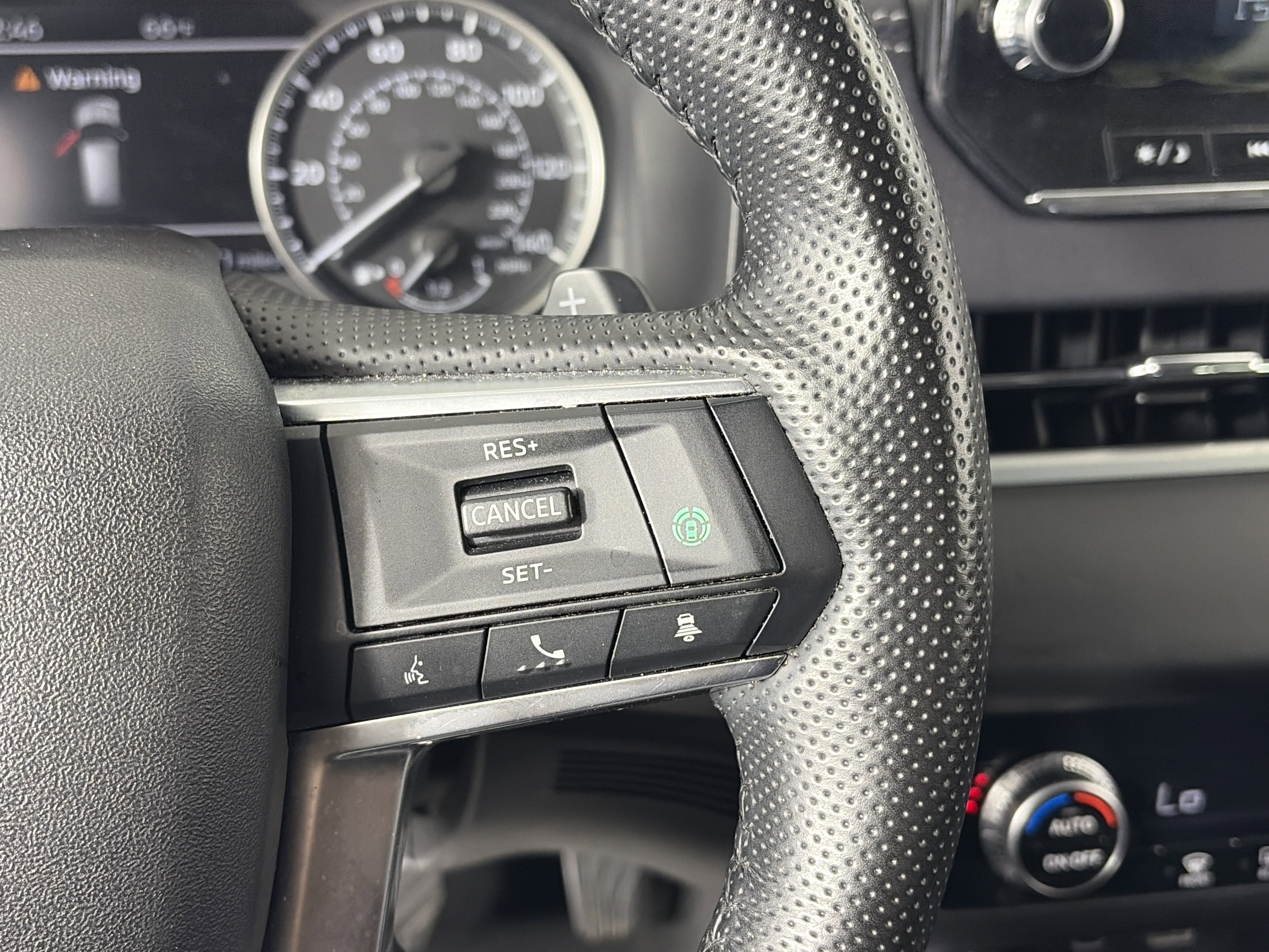 Used 2024 Mitsubishi Outlander SE FWD image 33