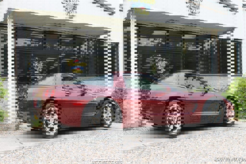 Used 2003 Chevrolet Corvette 50th Anniversary Edition w/ Preferred Equipment Group image 19