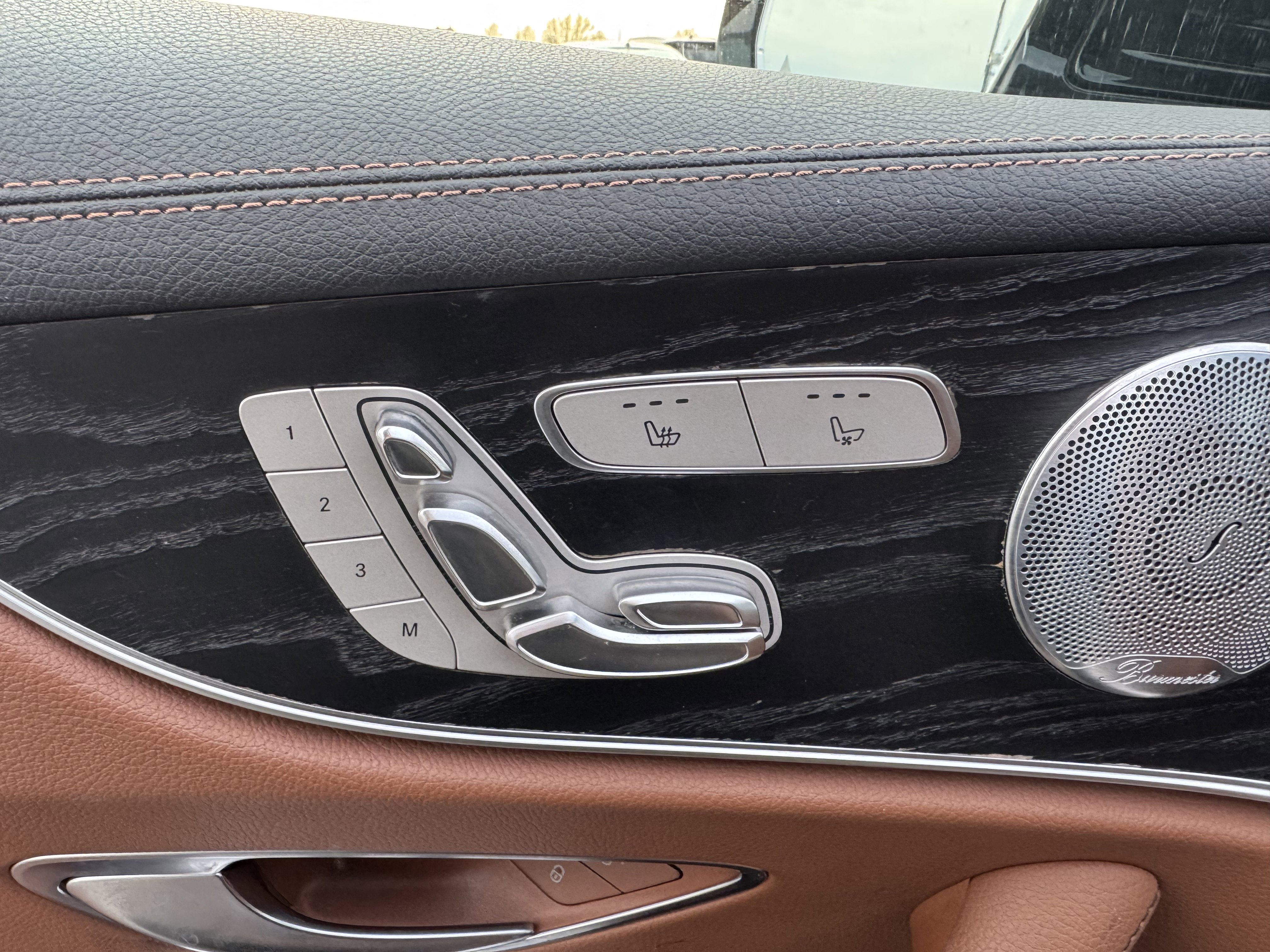 Used 2019 Mercedes-Benz E 450 4MATIC Coupe w/ AMG Line Package image 28