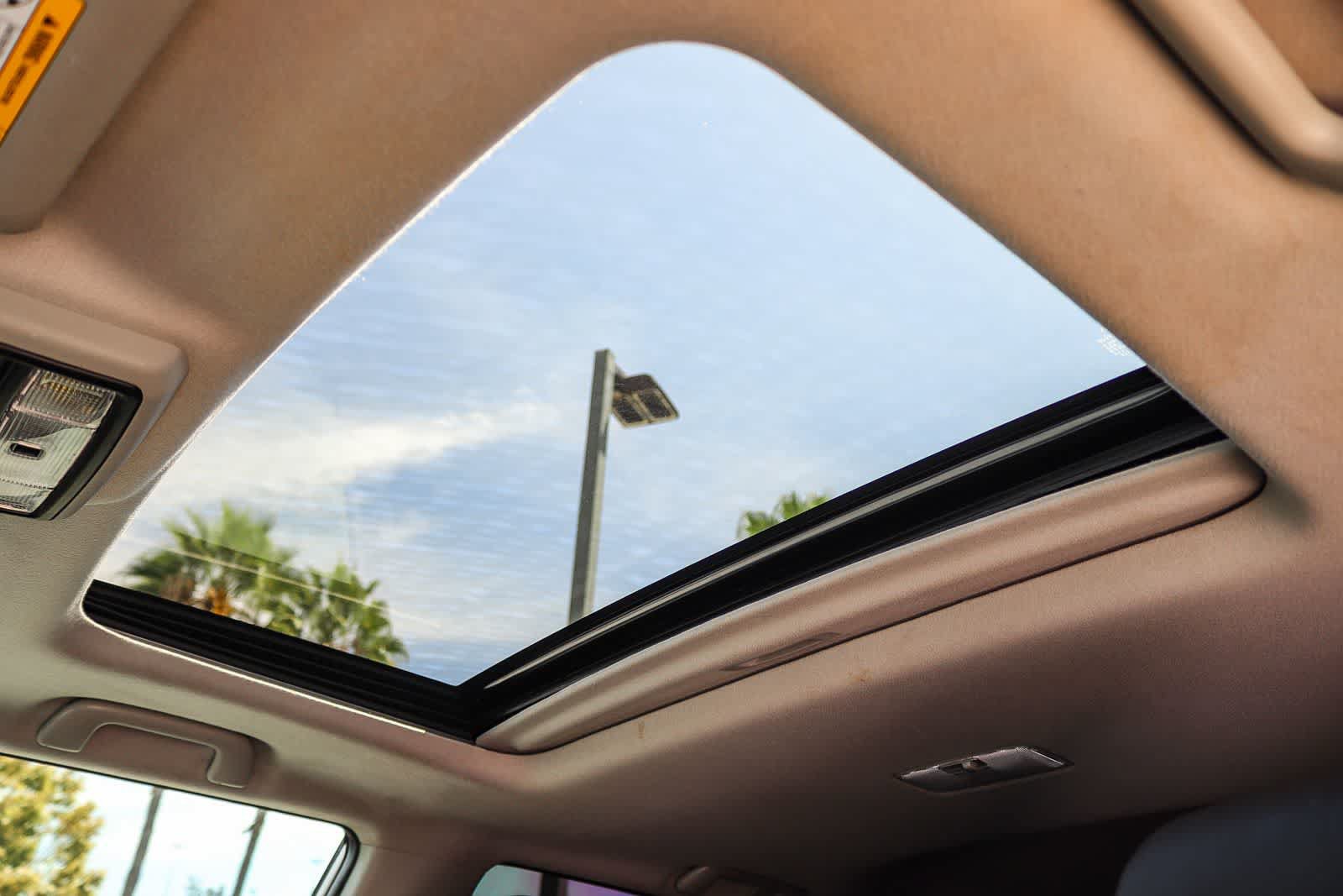 Used 2019 Toyota 4Runner Limited AWD/4WD image 19