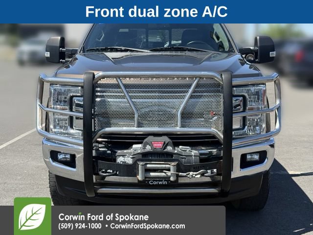 Used 2017 Ford F350 Lariat w/ Lariat Value Package AWD/4WD image 7
