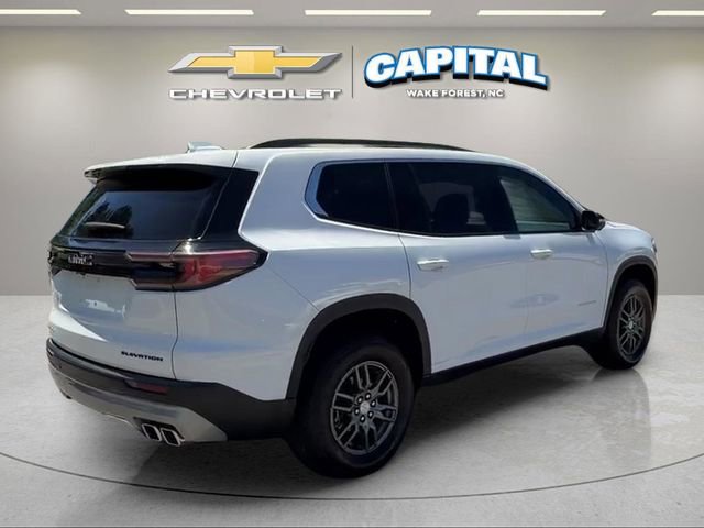 Used 2025 GMC Acadia Elevation FWD image 5