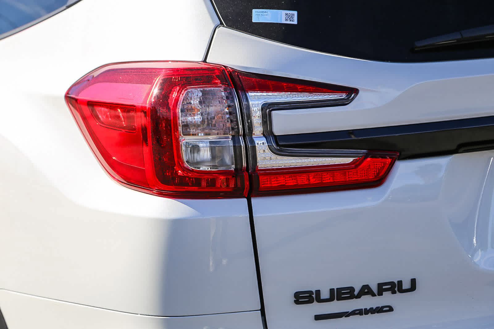 New 2026 Subaru Ascent Limited Bronze image 8
