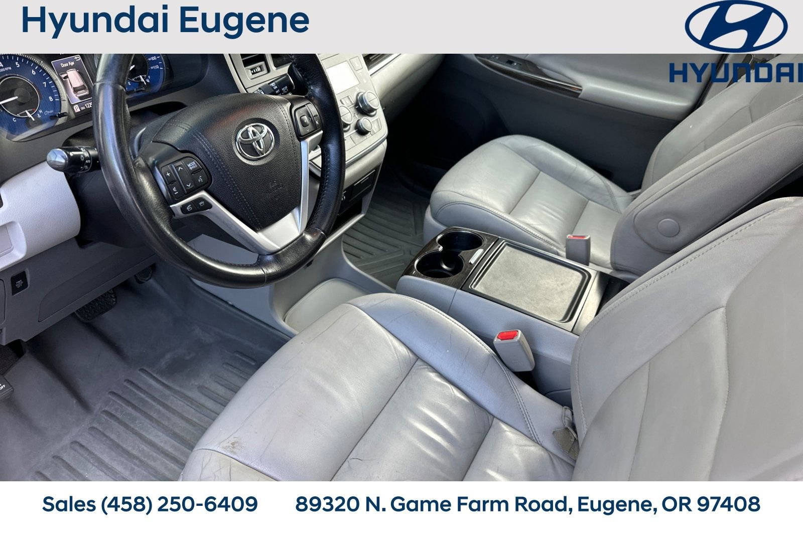 Used 2016 Toyota Sienna XLE image 11