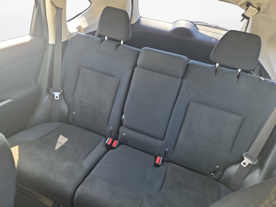 Used 2015 Honda CR-V LX image 15