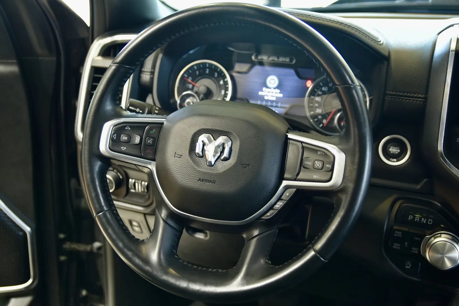 Used 2023 RAM 1500 Laramie AWD/4WD image 20