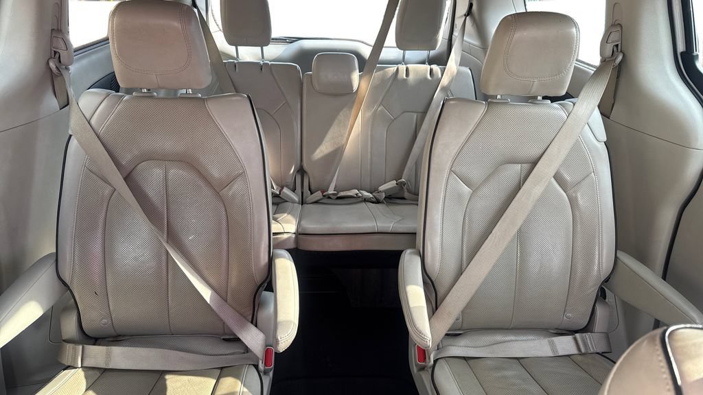 Used 2021 Chrysler Pacifica Limited w/ Premium & Safety Sphere Group AWD/4WD image 22