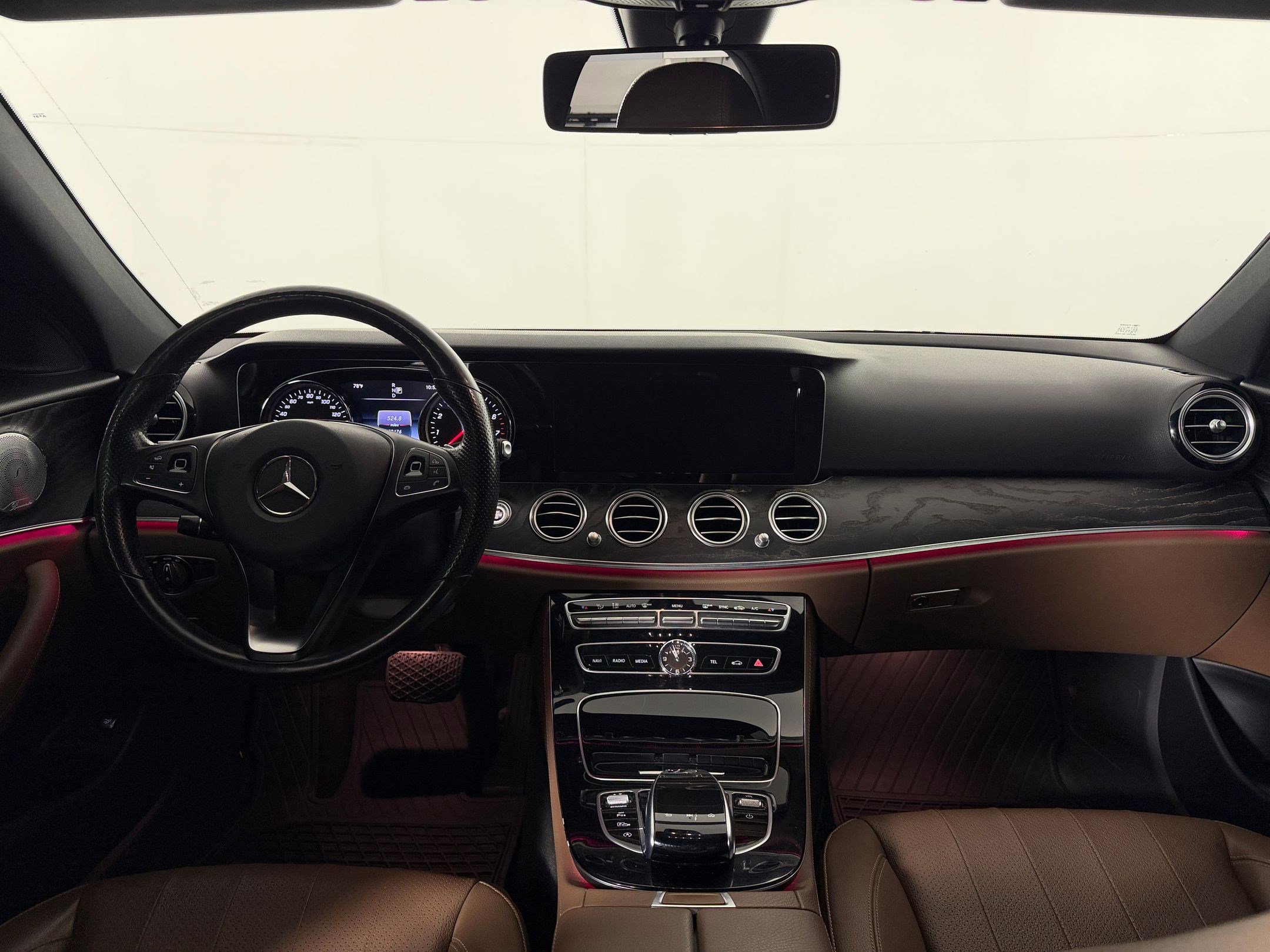 Used 2017 Mercedes-Benz E 300 4MATIC image 14