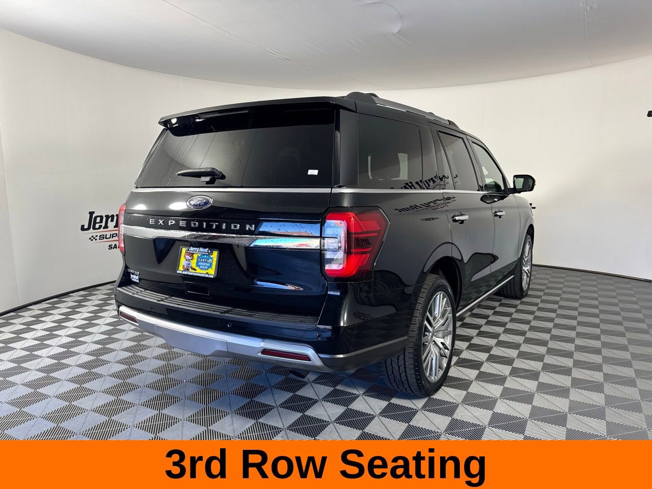 Used 2024 Ford Expedition Limited image 7