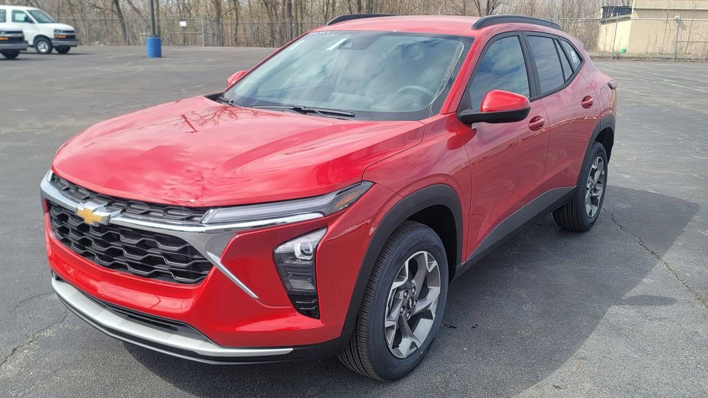 New 2026 Chevrolet Trax LT w/ Driver Confidence Package image 3