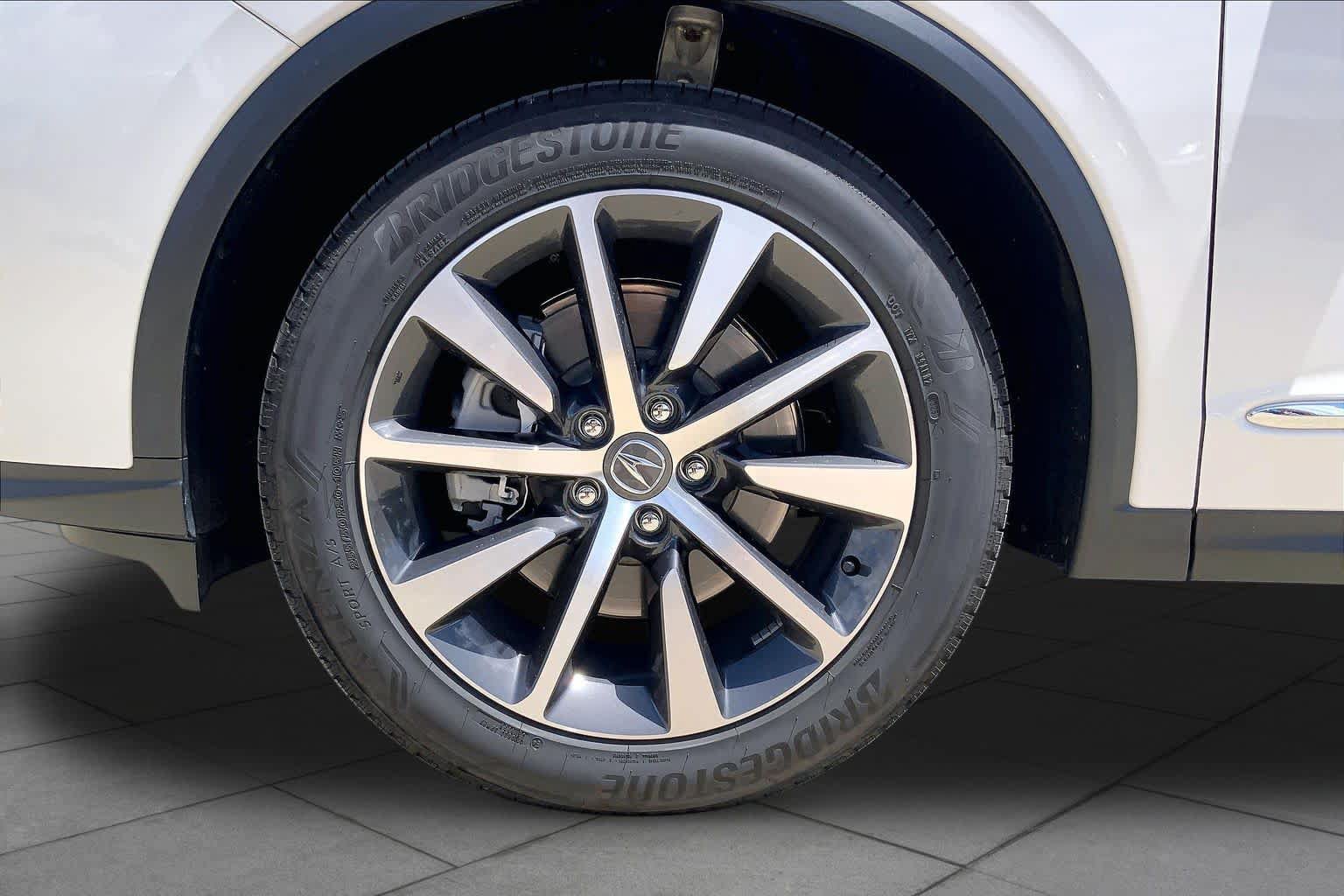 Used 2026 Acura MDX w/ Technology Package FWD image 11