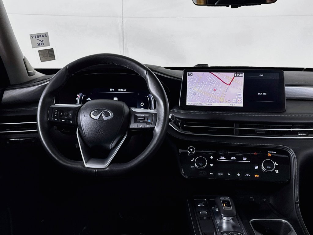 Used 2023 INFINITI QX60 Luxe w/ Vision Package AWD/4WD image 15