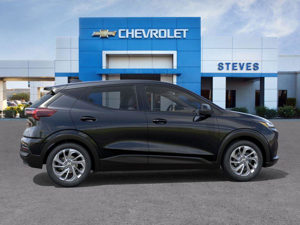 New 2027 Chevrolet Bolt LT w/ Comfort Package FWD image 5