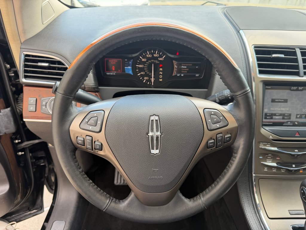 Used 2012 Lincoln MKX FWD image 14
