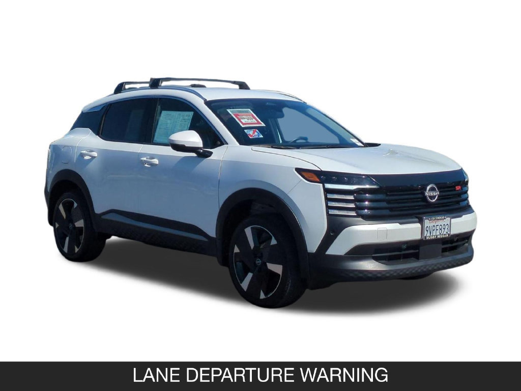 Certified 2025 Nissan Kicks SR FWD image 2