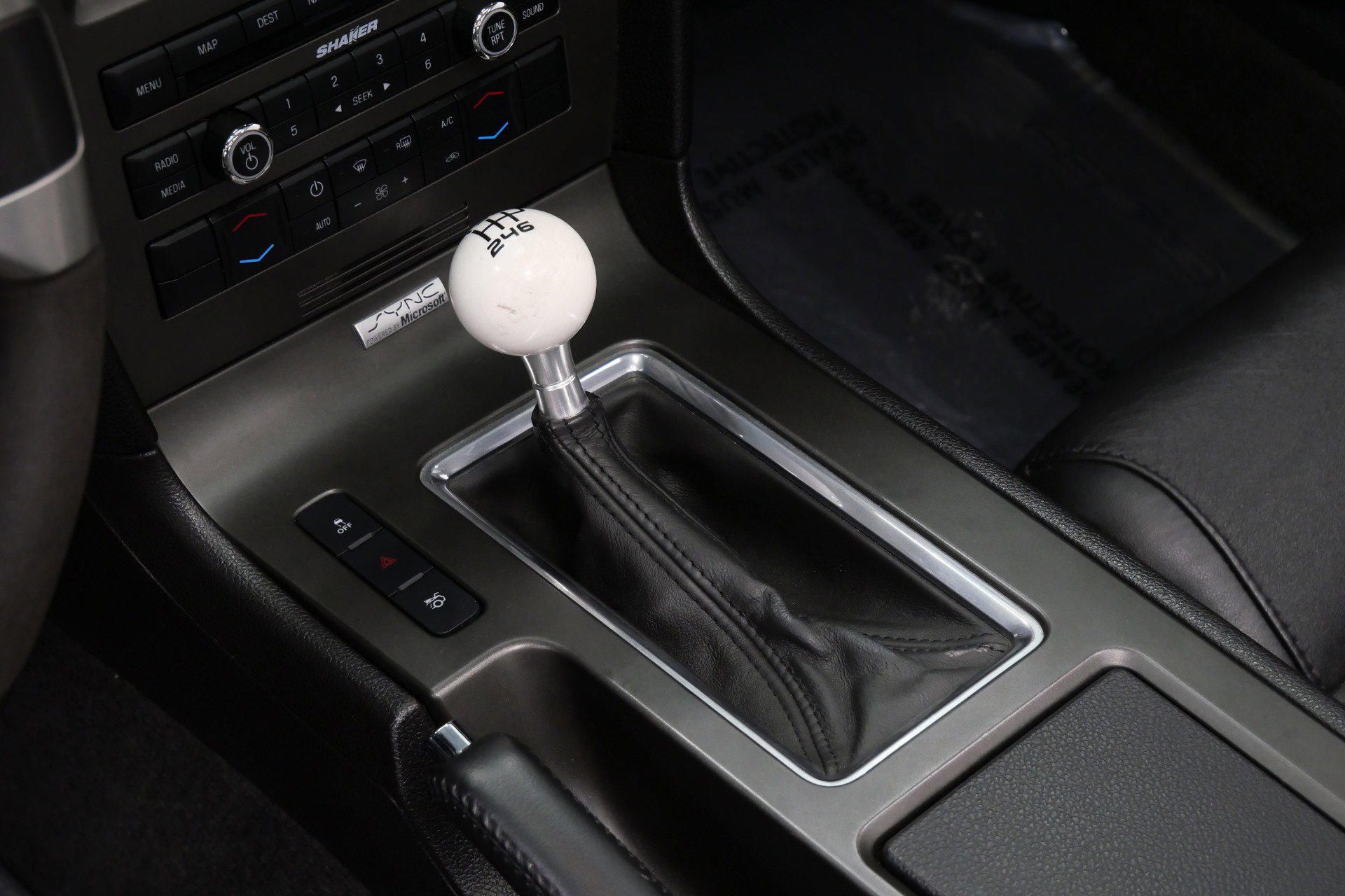 Used 2013 Ford Mustang Shelby GT500 RWD image 28