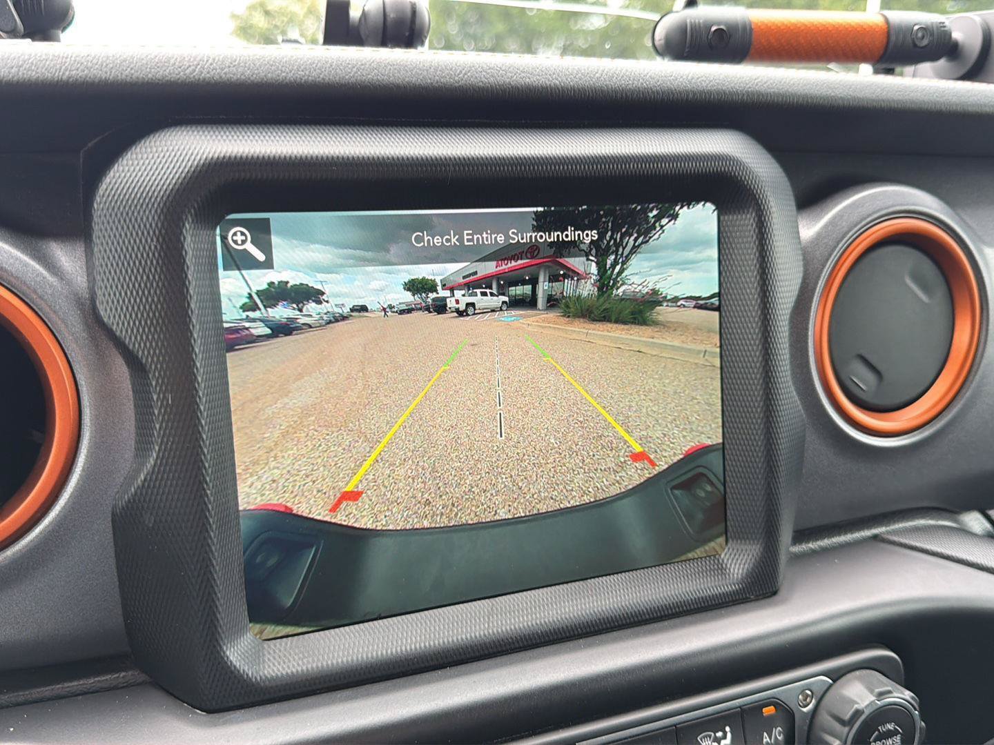 Used 2022 Jeep Gladiator Mojave w/ LED Lighting Group AWD/4WD image 31
