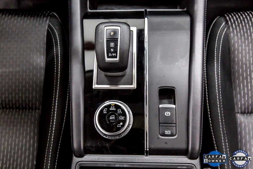 Used 2024 Mitsubishi Outlander ES image 21