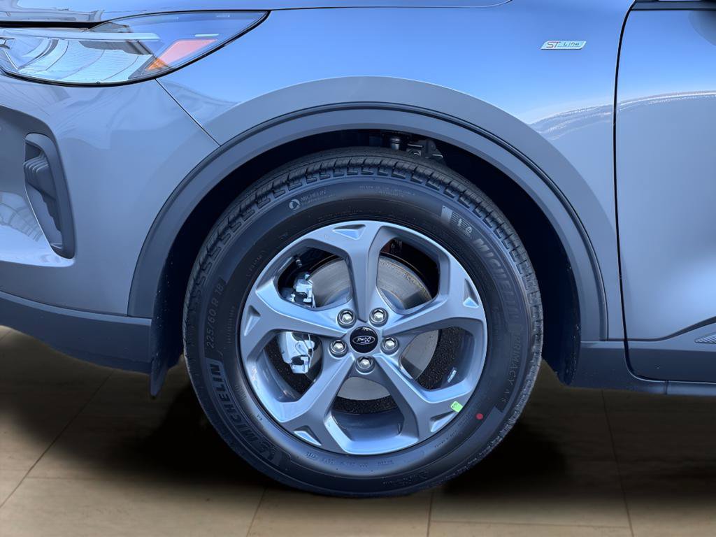 New 2026 Ford Escape ST-Line w/ Cold Weather Package FWD image 35