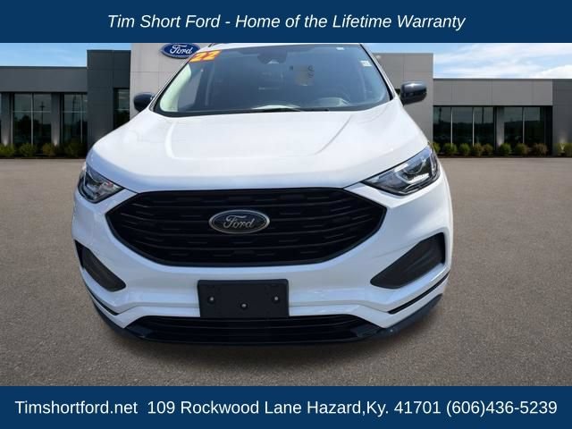 Used 2022 Ford Edge SE w/ Black Appearance Package AWD/4WD image 4