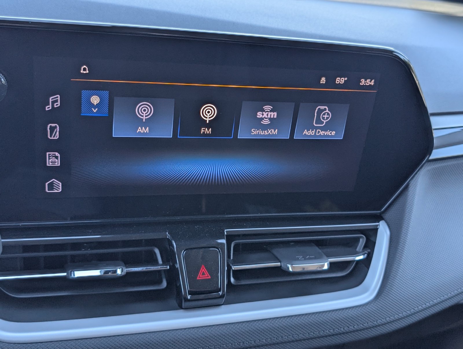 Used 2025 Chevrolet TrailBlazer LT w/ Convenience Package FWD image 18