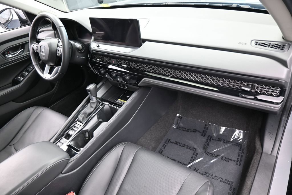 Used 2024 Honda Accord Touring image 41