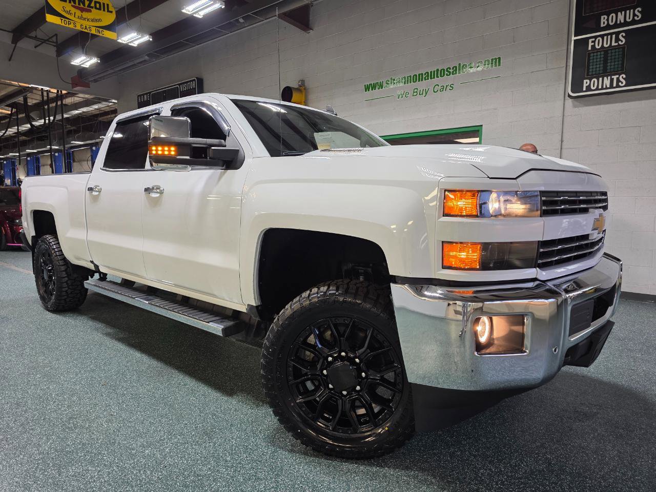 Used 2019 Chevrolet Silverado 2500 LTZ w/ Duramax Plus Package image 14
