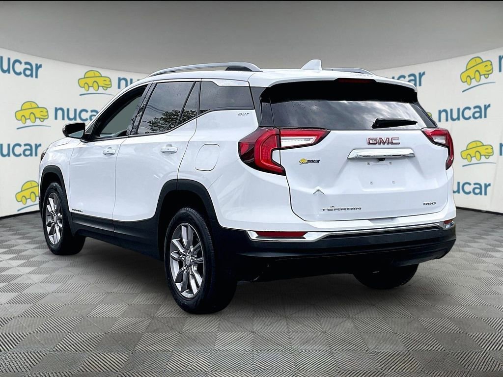 Used 2022 GMC Terrain SLT AWD/4WD image 4
