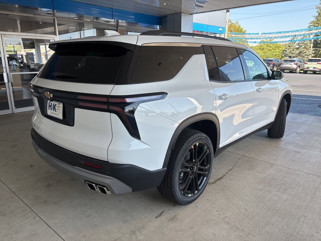 New 2026 Chevrolet Traverse LT image 5