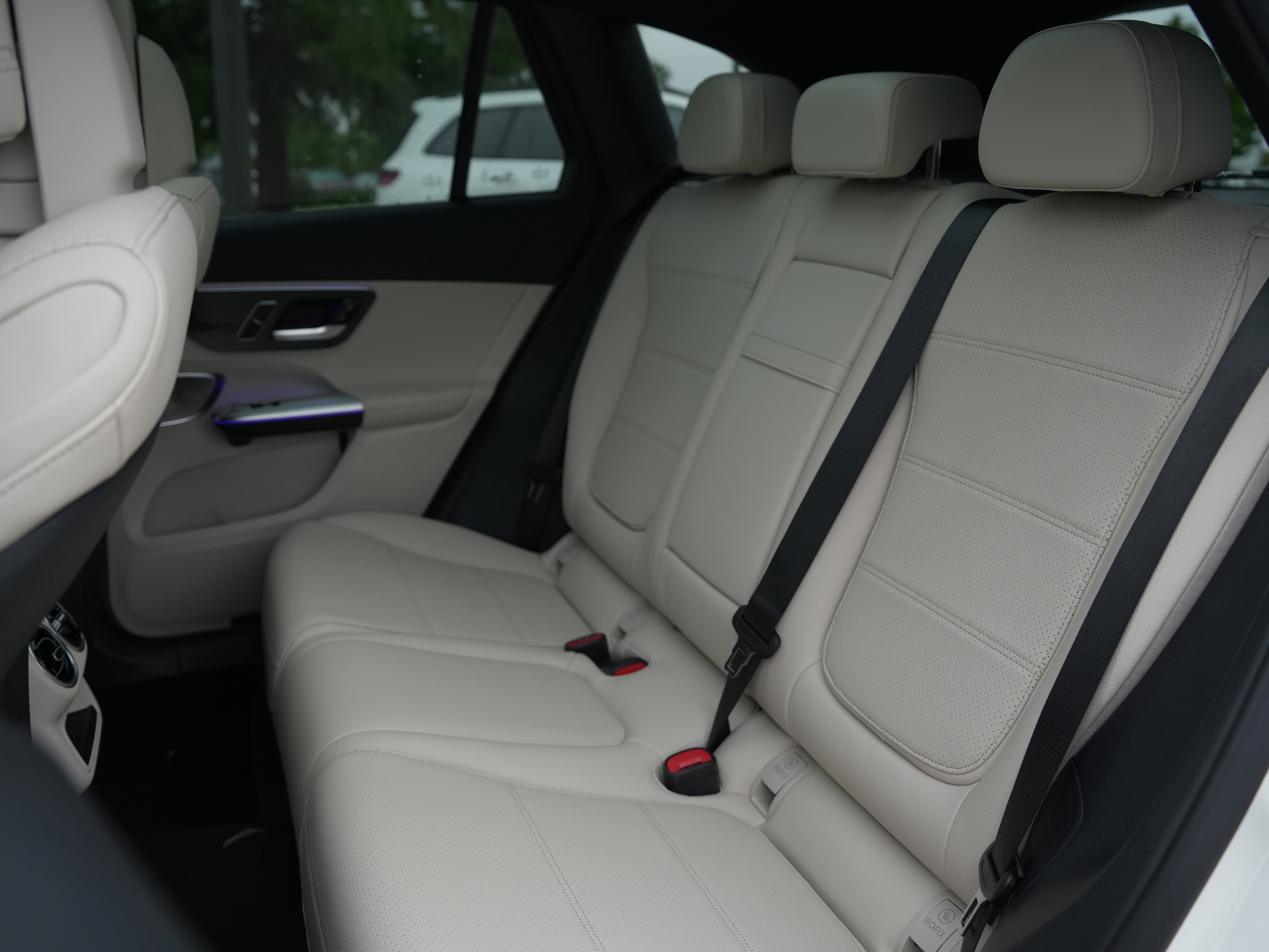 New 2026 Mercedes-Benz GLC 350e 4MATIC image 40