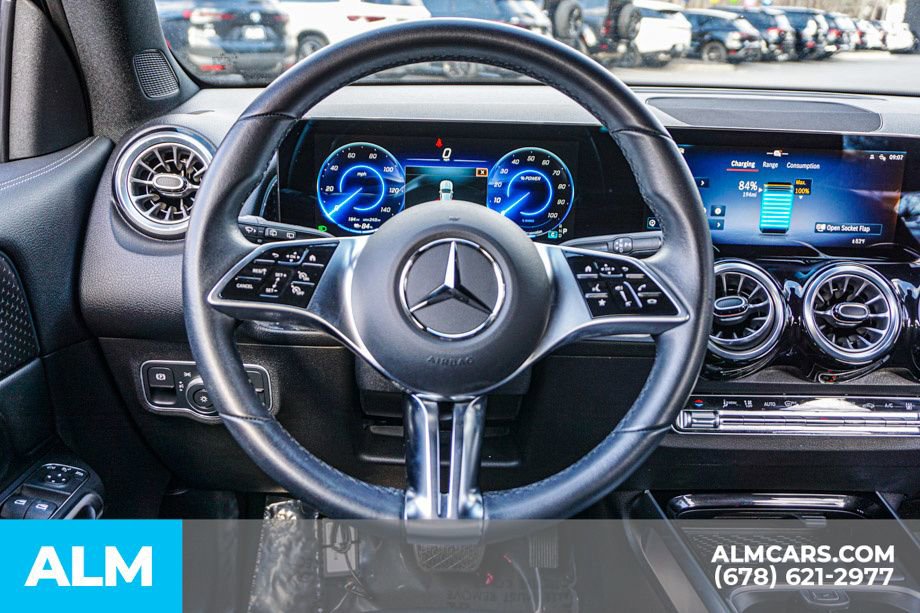 Used 2024 Mercedes-Benz EQB 250+ image 28