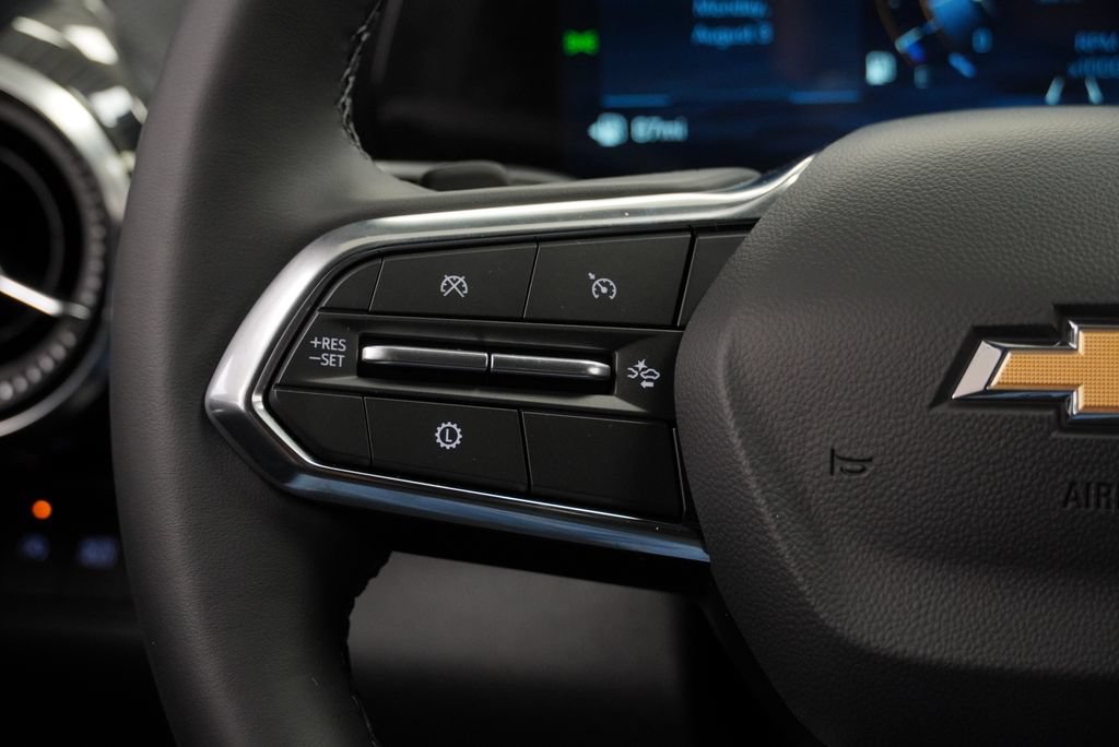 New 2027 Chevrolet Equinox LT FWD image 20