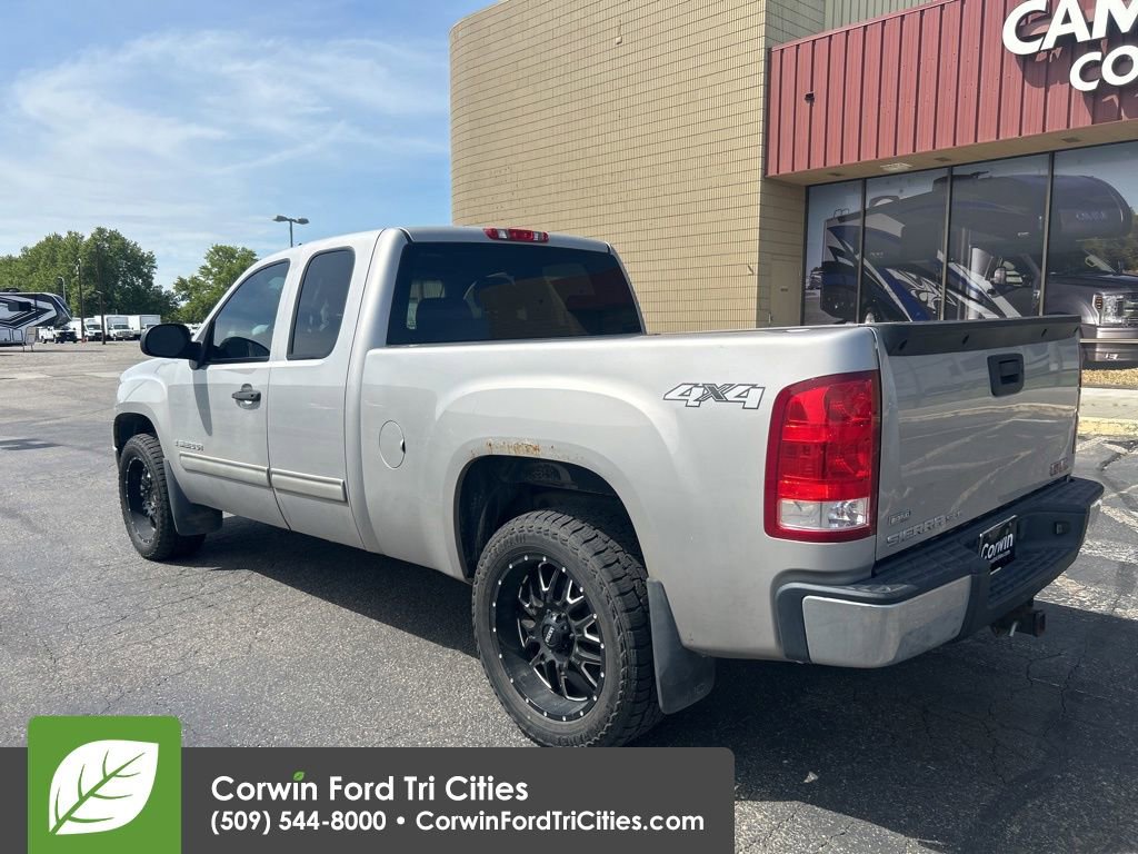 Used 2009 GMC Sierra 1500 SLE w/ Pro Grade Package AWD/4WD image 5