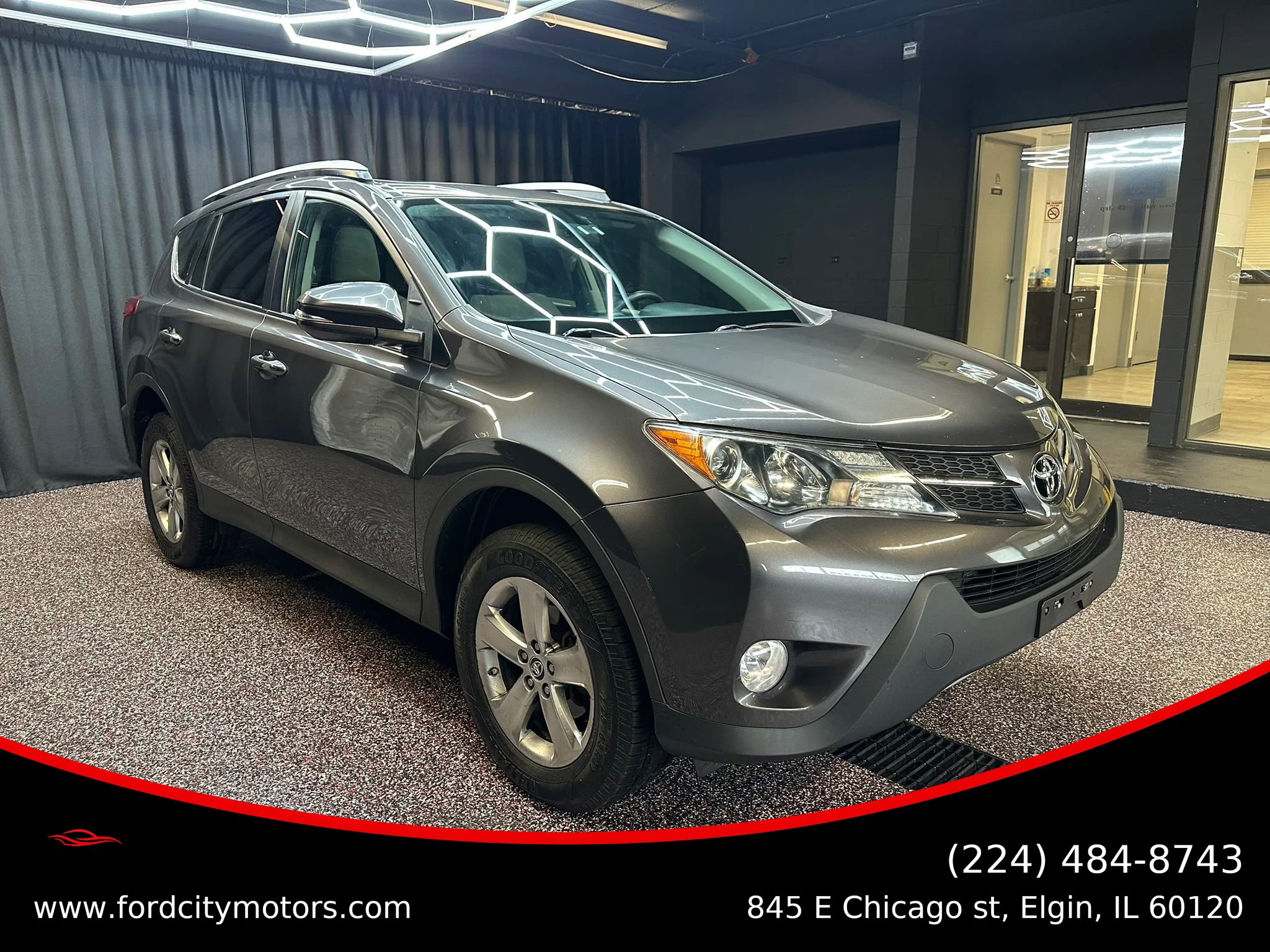 Used 2015 Toyota RAV4 XLE image 36
