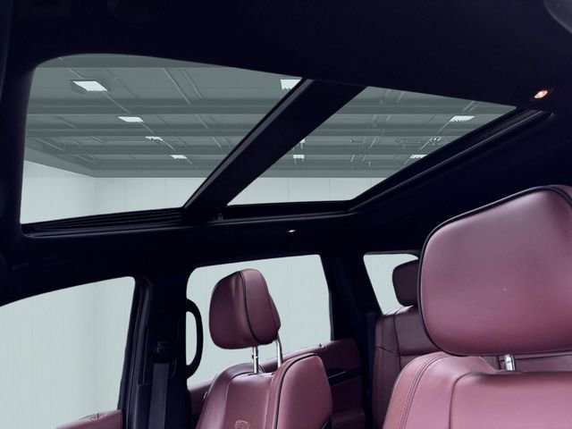 Used 2020 Jeep Grand Cherokee Overland image 11