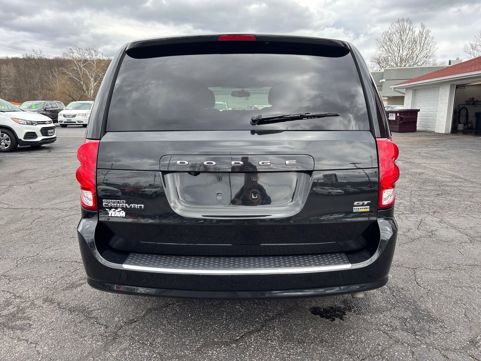 Used 2017 Dodge Grand Caravan GT FWD image 6