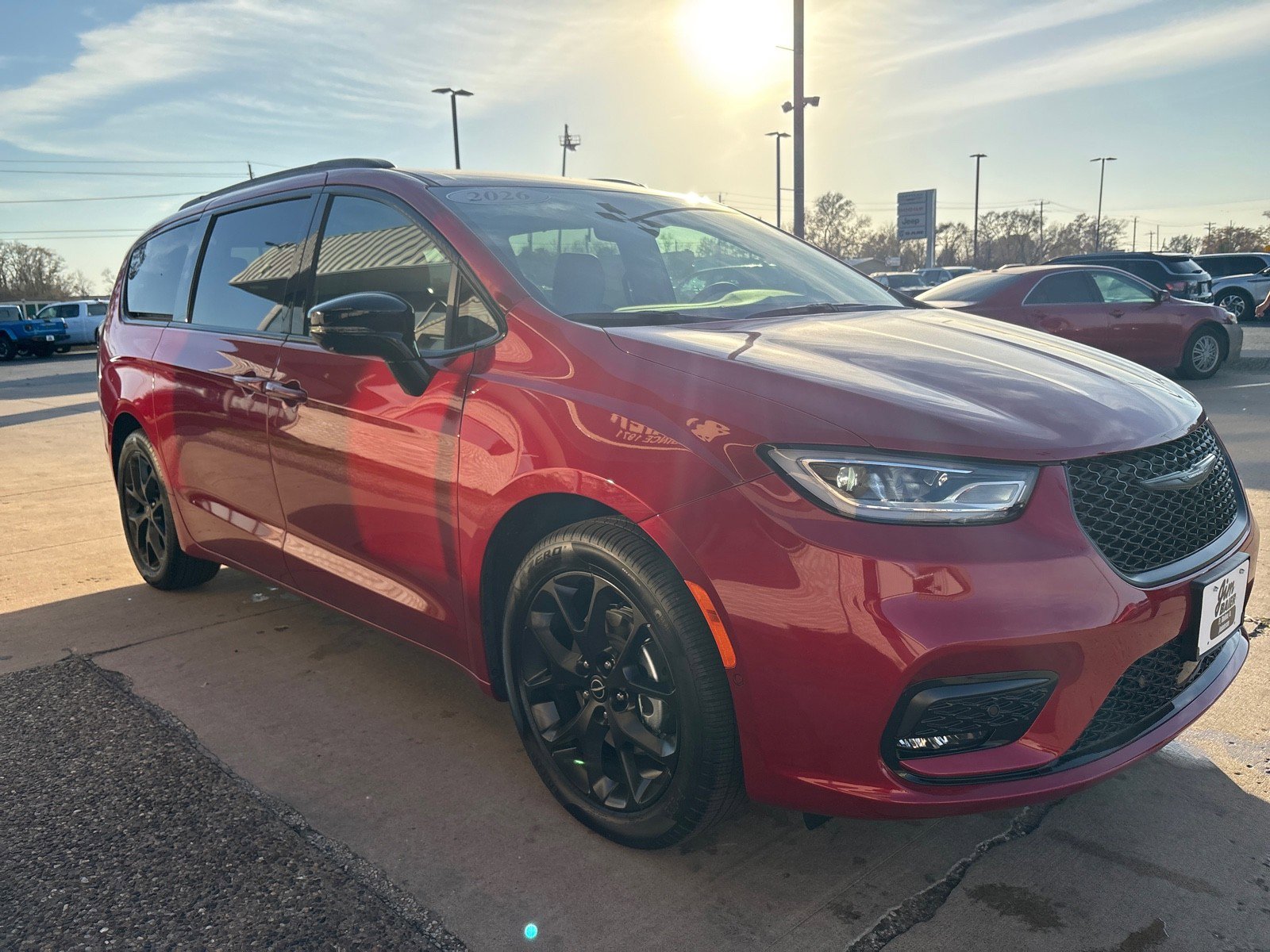 New 2026 Chrysler Pacifica Select image 8