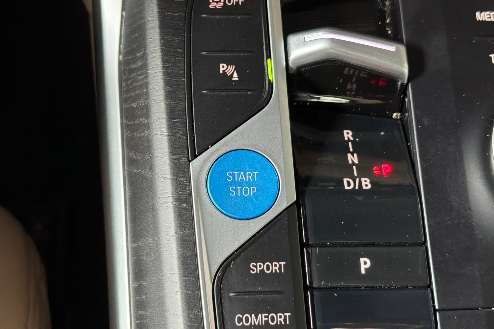 Certified 2023 BMW i4 eDrive40 w/ M Sport Package image 29