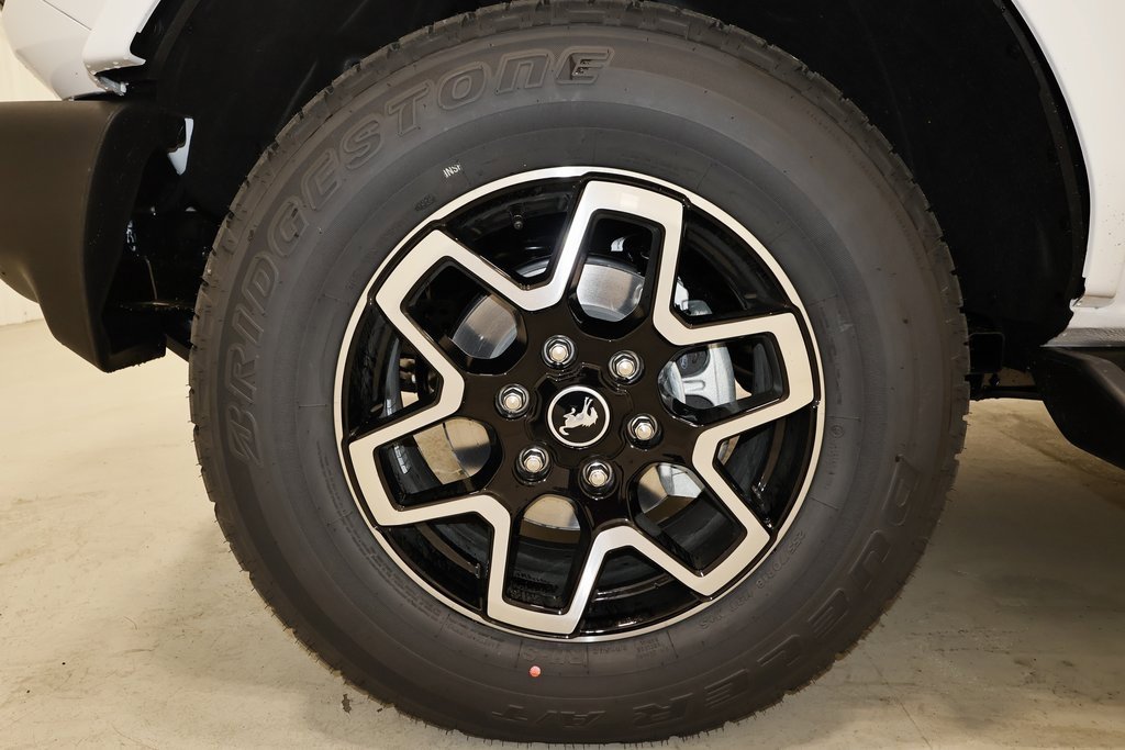 New 2025 Ford Bronco Outer Banks image 32