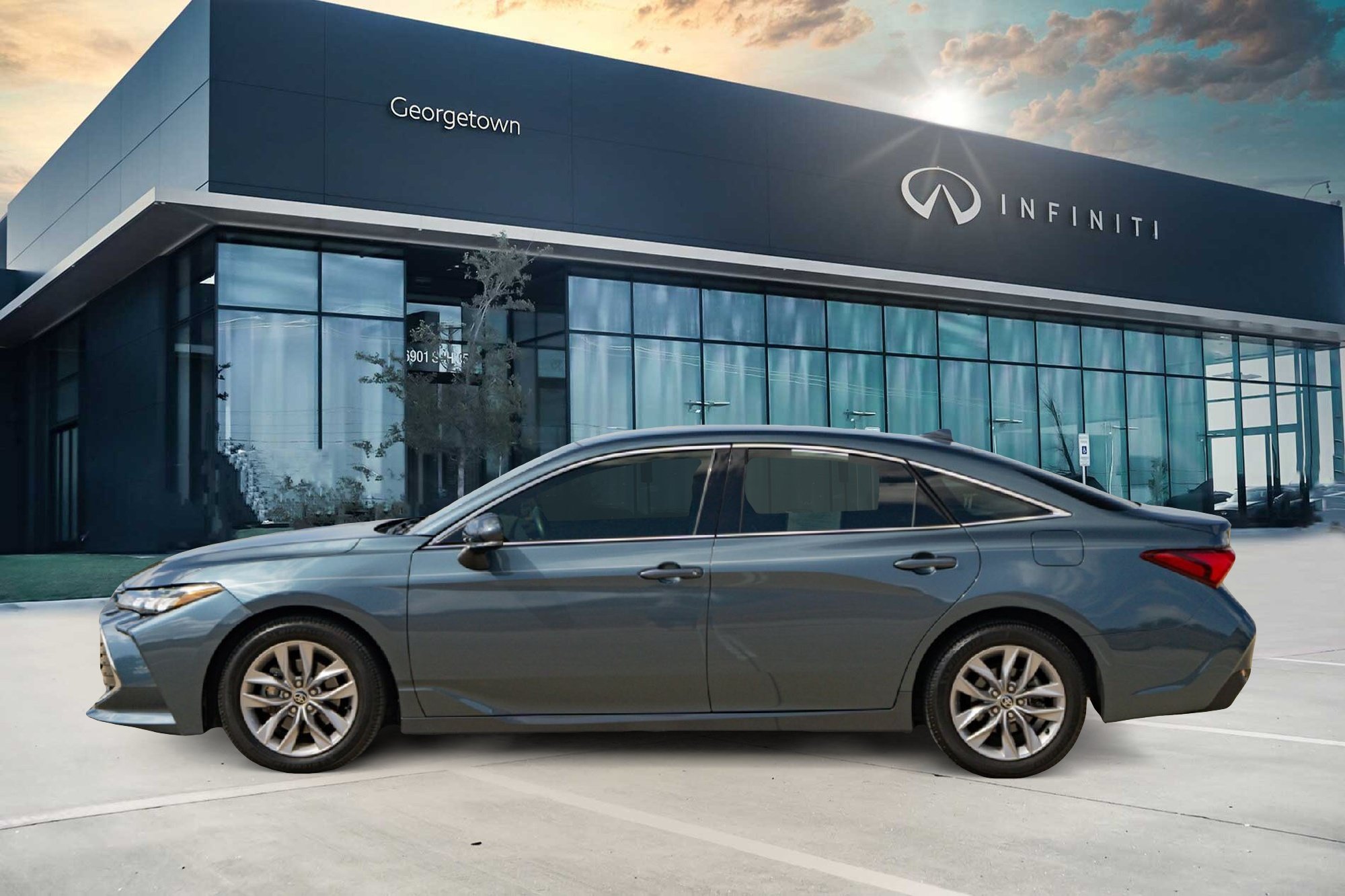 Used 2021 Toyota Avalon XLE FWD image 7