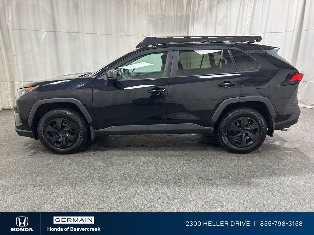Used 2021 Toyota RAV4 LE AWD/4WD image 5
